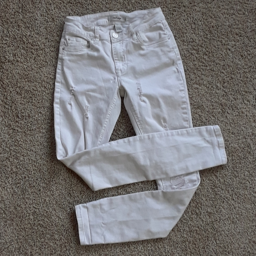 White Refuge Distressed Skinny Jeans 0